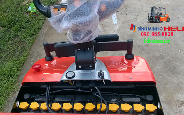 ắc Quy Chì Axit Xe Nâng Tay điện ở Thái Nguyên