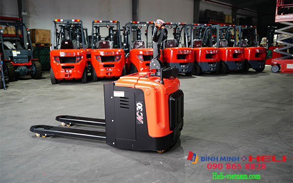Xe Nâng Tay điện Có Bàn đứng Lái Tại Thái Nguyên