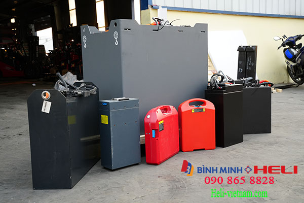 Pin Lithium Trên Xe Nâng điện Thấp Heli