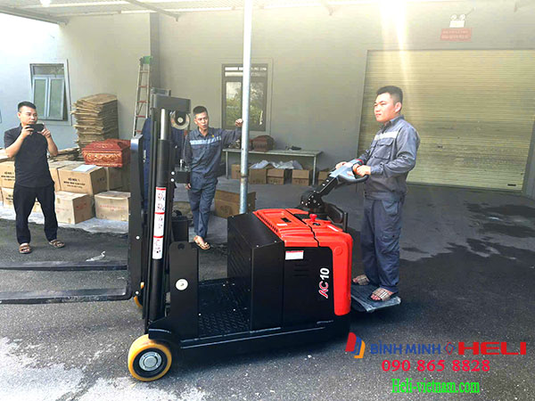 Xe Nâng điện đứng Lái Cpd15-Jrd
