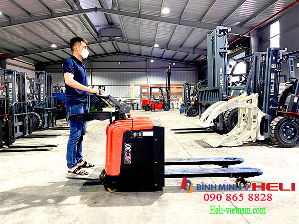 Xe Nâng điện Thấp đứng Lái Cbd30j-Rli