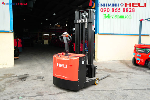 Xe Nâng Tay điện Cao Dắt Lái Cpd07