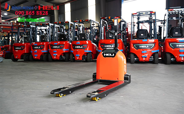 Xe Nâng điện Dắt Lái Cbd20j-Li3