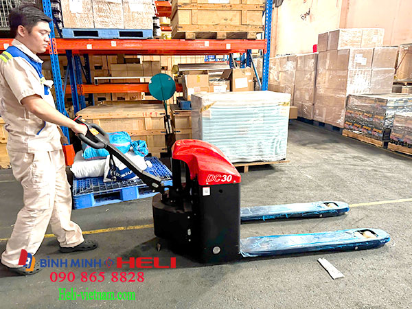 Xe Nâng Tay điện Heli Cbd30-170ha