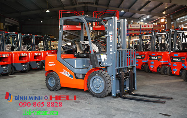 Xe Nâng Dầu Heli động Cơ Nhật ở đồng Nai