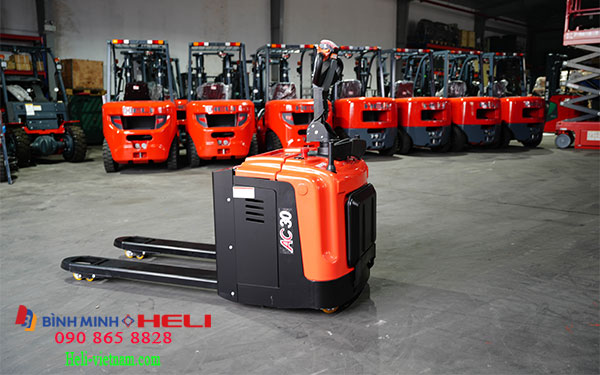 Xe Nâng điện Thấp đứng Lái ở Bắc Giang