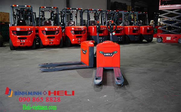 Xe Nâng Tay điện Dắt Lá ở Long An