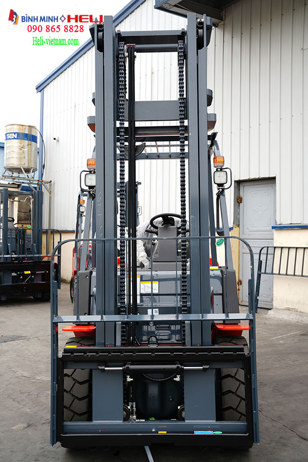 Xe N&acirc;ng 2.5 Tấn Khung M400 N&acirc;ng 4m