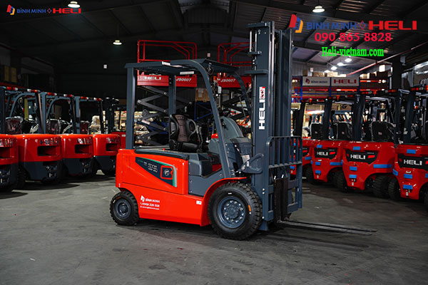 Xe N&acirc;ng điện Heli 2.5 Tấn 4 M&eacute;t