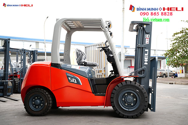 Xe Nâng Heli Chui Cont Cpcd50