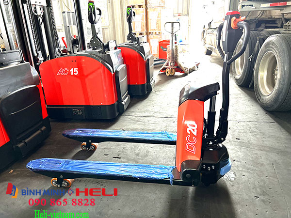 XE NÂNG TAY ĐIỆN CBD20J-LI3