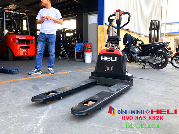 Xe N&acirc;ng Tay điện CBD20J-LI-S