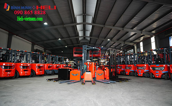 Xe N&acirc;ng Tay điện Heli Tại Kho B&igrave;nh Minh