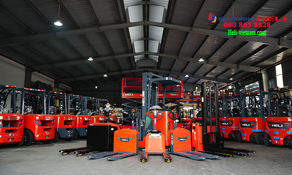 Kho Xe N&acirc;ng Heli Cdd15j