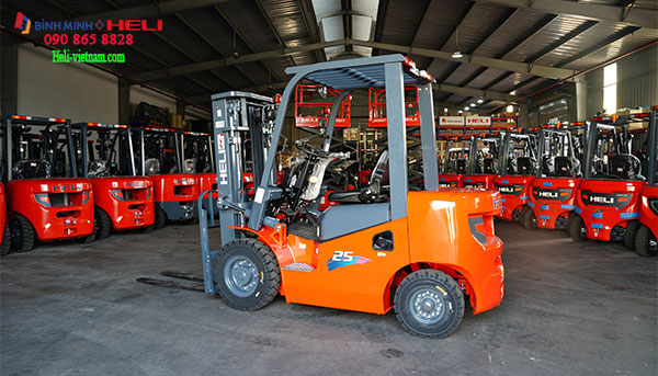 Kho Bình Minh Cấp Xe Nâng Heli CPCD25 
