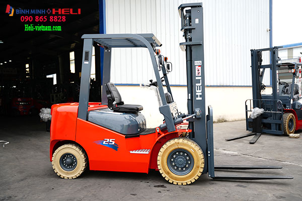 Xe Nâng Hàng Heli Cpcd25-M1k2