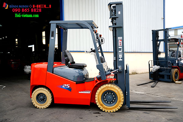 Xe Nâng Hàng Heli Cpcd25-Q22k2 4m