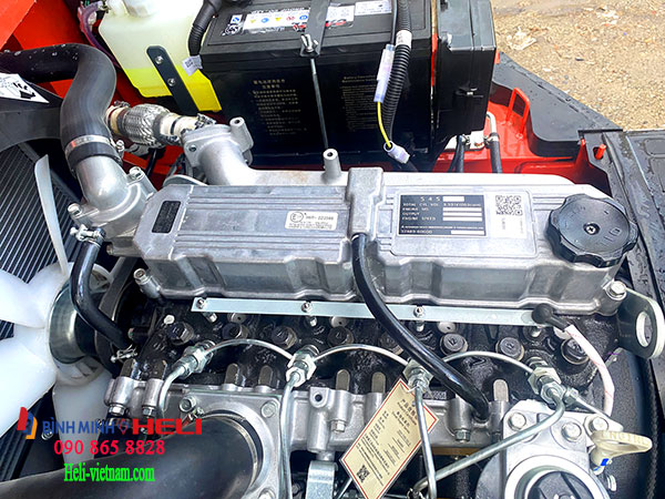 Động Cơ Mitsubishi S4s Tr&ecirc;n Xe 3 Tấn
