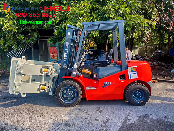Xe N&acirc;ng CPCD30-M1K2 Gắn Bộ Kẹp Giấy Cuộn